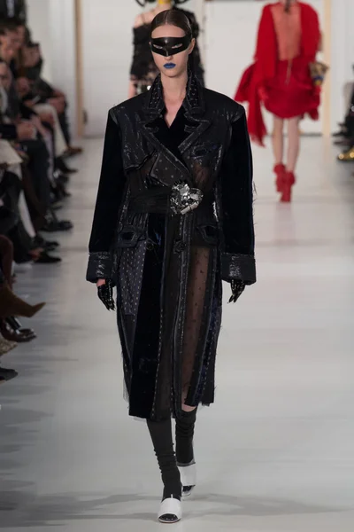 Look 20
